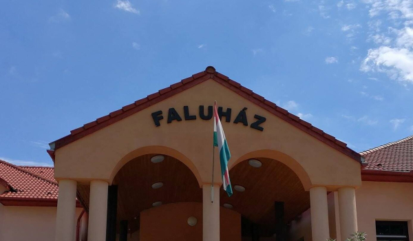 Közmeghallgatás, falugyűlés