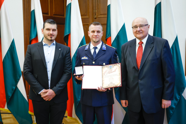 Heves Vármegyei Rendészeti és Közbiztonsági díj Orosz Gábor részére