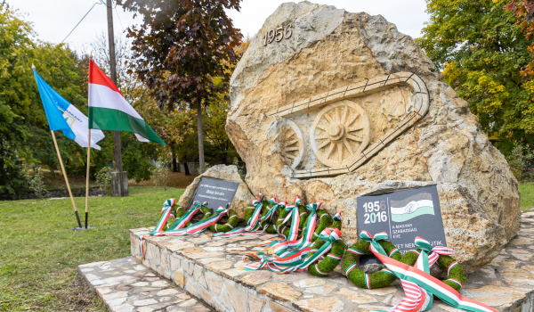 Galéria: Megemlékezés az 1956-os forradalom és szabadságharc tiszteletére